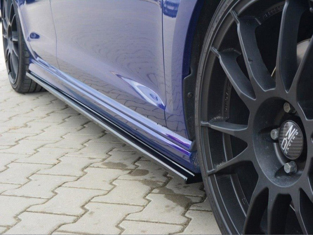 Side Skirts Diffusers V.1 VW Golf R / R-Line Mk7 - Carbon Look - 3 