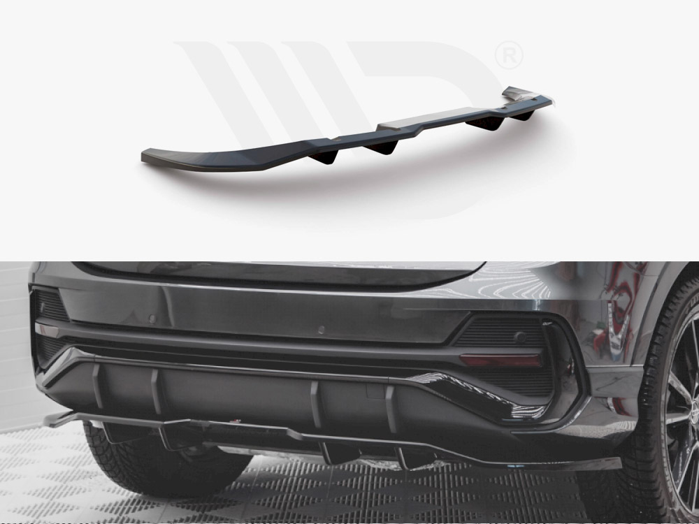 Central Rear Splitter (Vertical Bars) Audi Q3 Sportback S-Line - 1 