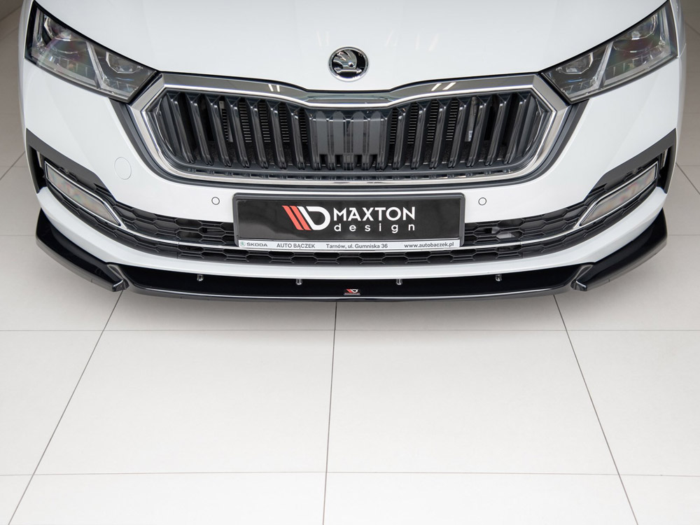 Front Splitter V1 Skoda Octavia MK4 (2019-) - Carbon Look - 3 