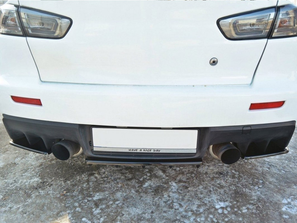 Central Rear Splitter Mitsubishi Lancer EVO X (W/vertical Bars) (2007-2015) - 3 