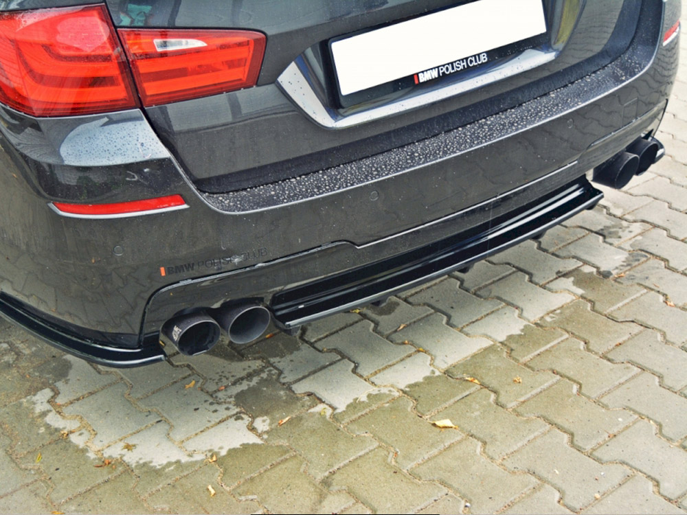 Central Rear Splitter (Vertical Bars) BMW 5 F11 M-Pack - 2 