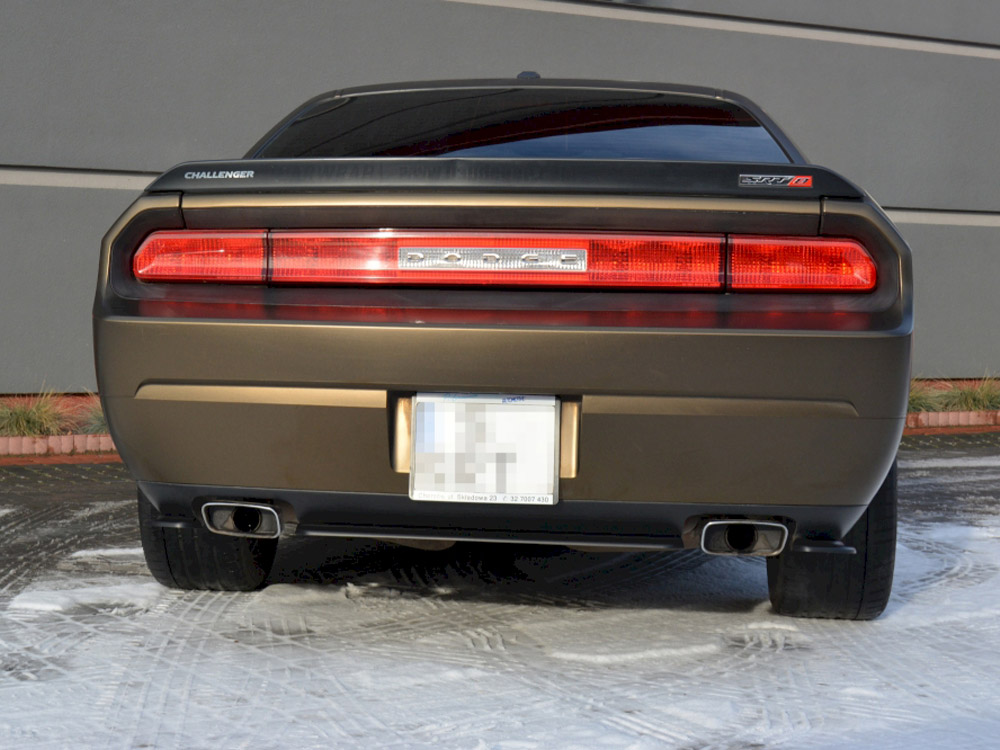 Central Rear Splitter Dodge Challenger Mk3 PHASE-1 SRT8 Coupe - 3 