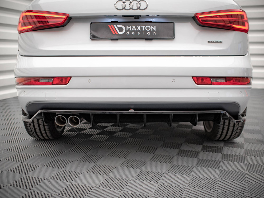 Central Rear Splitter (Vertical Bars) Audi Q3 Sport 8U Facelift - 3 