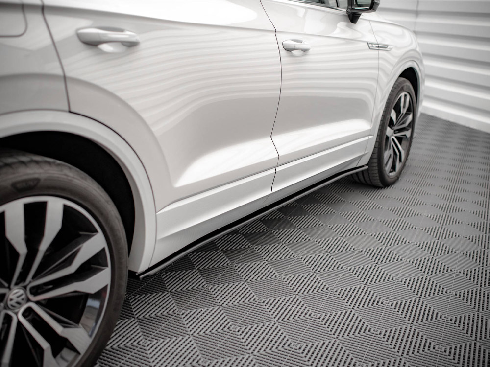 Side Skirts Diffusers Volkswagen Touareg R-Line Mk3 - 4 