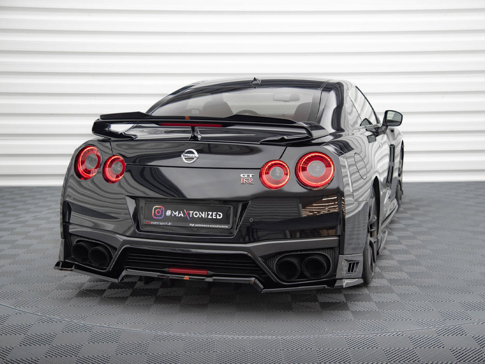 Central Rear Splitter (Vertical Bars) Nissan GTR R35 Facelift - 2 