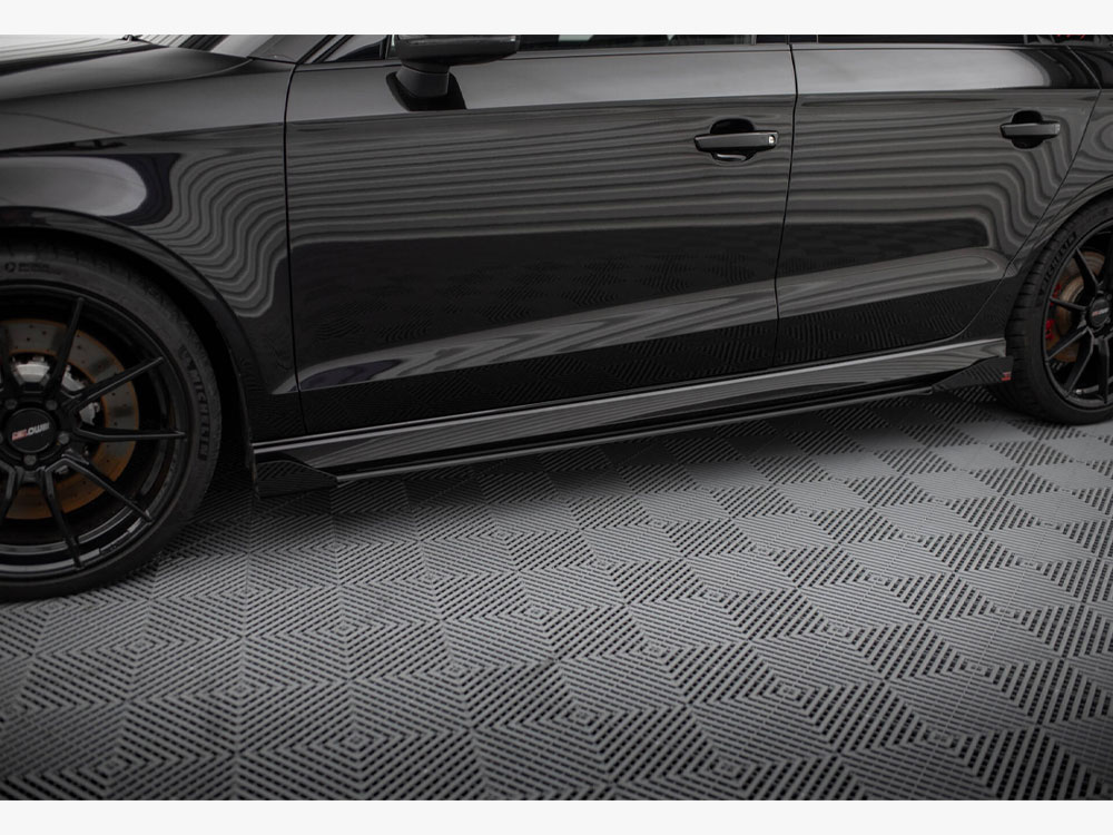 Street PRO Side Skirts Diffusers V.1 + Flaps Audi RS3 Sedan 8V Facelift - 3 