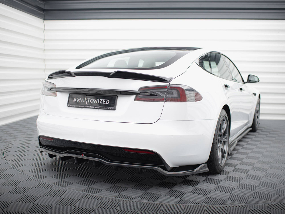 Rear Splitter (Vertical Bars) V.1 Tesla Model S Plaid Mk1 Facelift - 2 