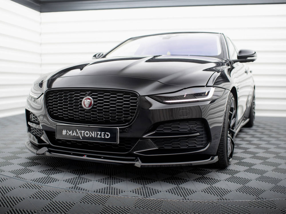 Front Splitter V.2 Jaguar XE X760 Facelift - 2 