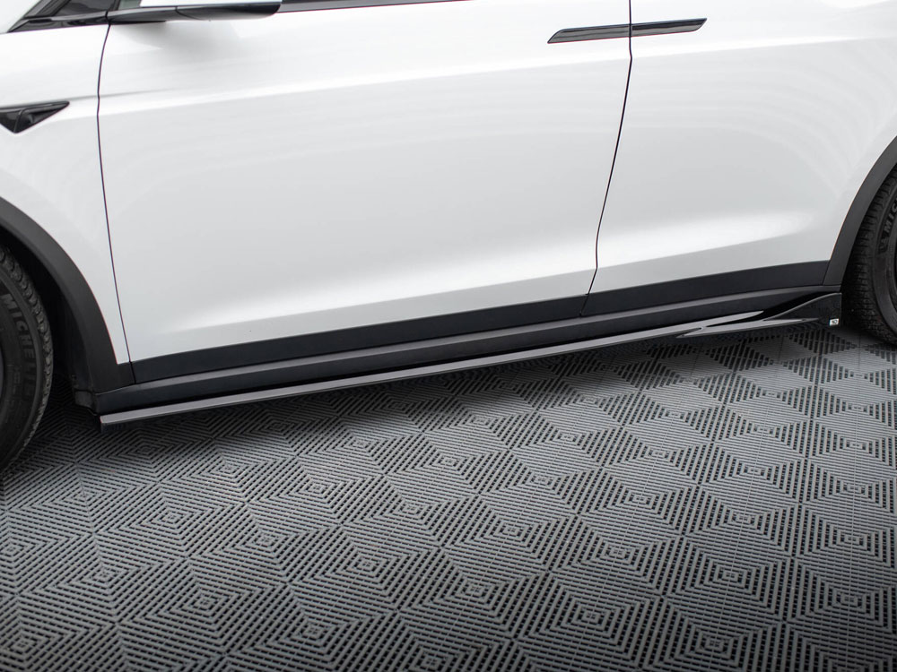 Side Skirts Diffusers Tesla Model X Mk1 Facelift - 3 