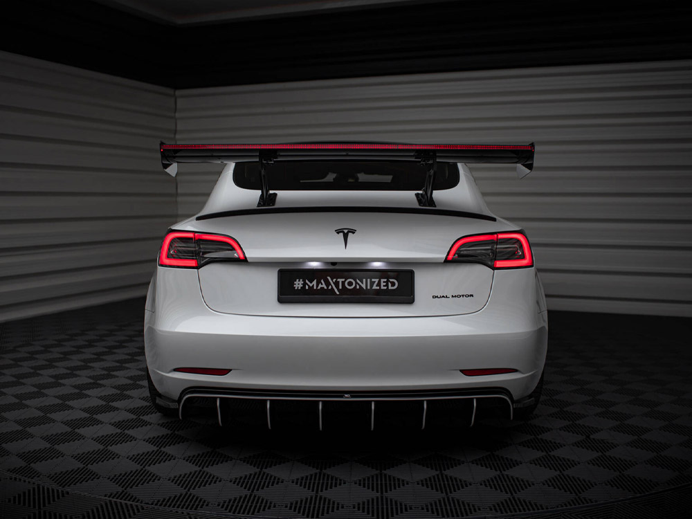 Carbon Spoiler + LED Tesla Model 3 - 9 