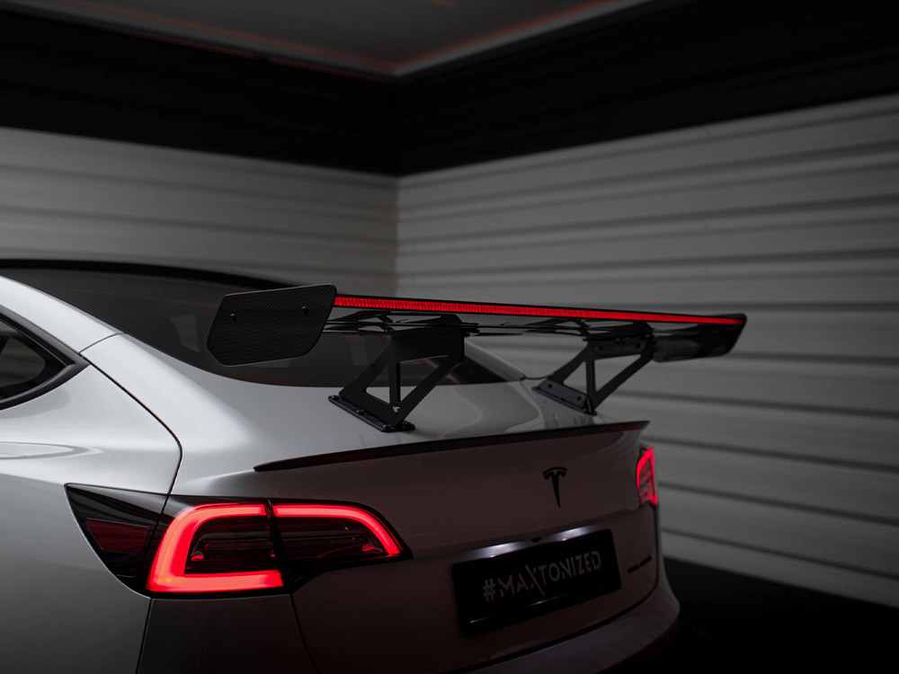 Carbon Spoiler + LED Tesla Model 3 - 10 