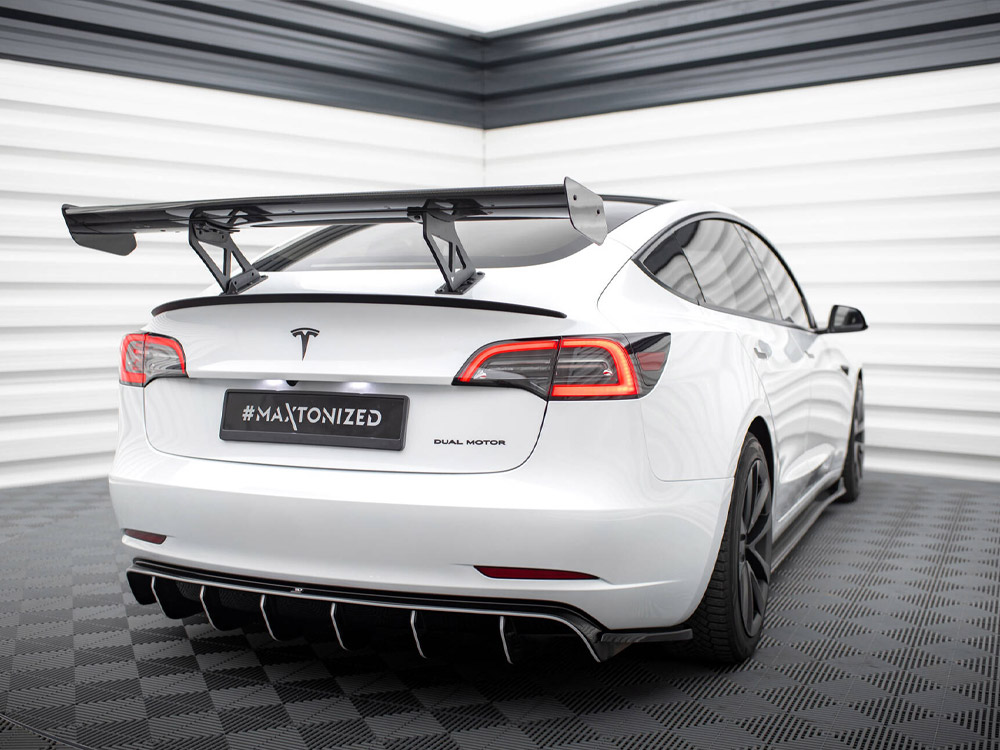 Carbon Spoiler Tesla Model 3 - 8 