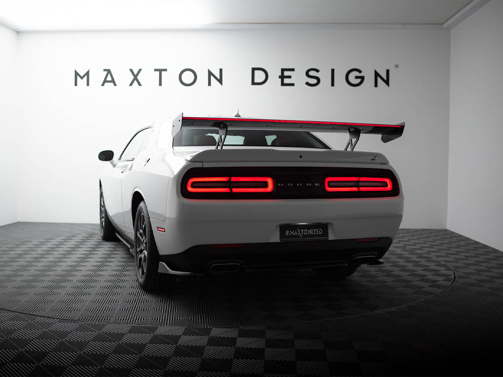 Carbon Spoiler + LED Dodge Challenger Mk3  - 2 