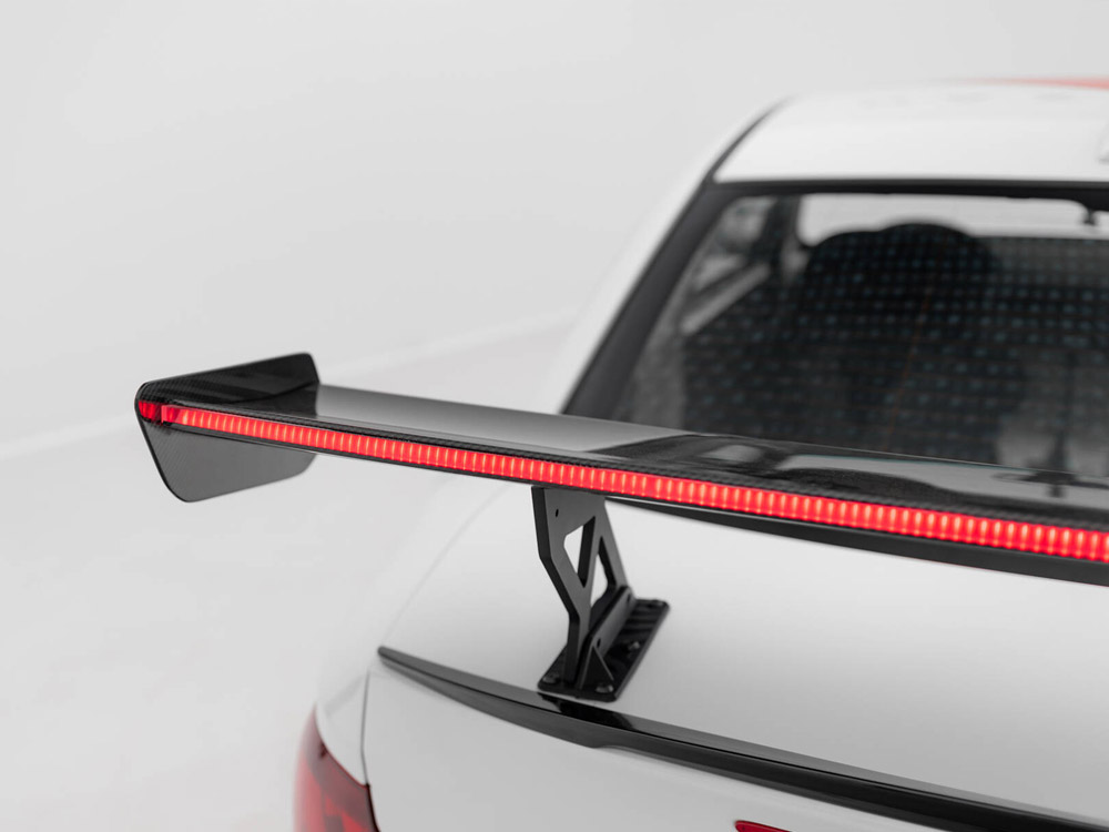 Carbon Spoiler With Internal Brackets Uprights V.1 + LED BMW 1 M E82 - 9 